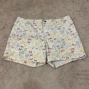 Old Navy Everyday Shorts - Floral Print